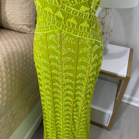 Rachel Allan Neon Green Prom Dress Size 6 - Picture 7 of 14